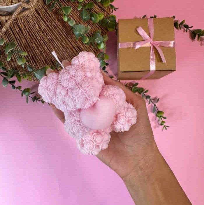 Bear Hug Candle – A Symbol of Love & Warmth - AuraLux