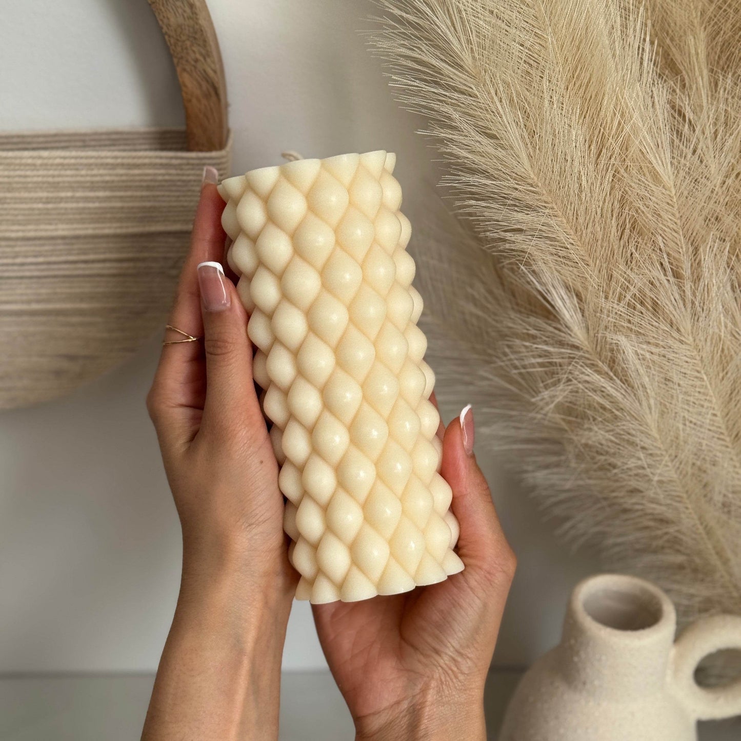 Raindrop Candle – Sculpted Serenity in Every Drop - AuraLux
