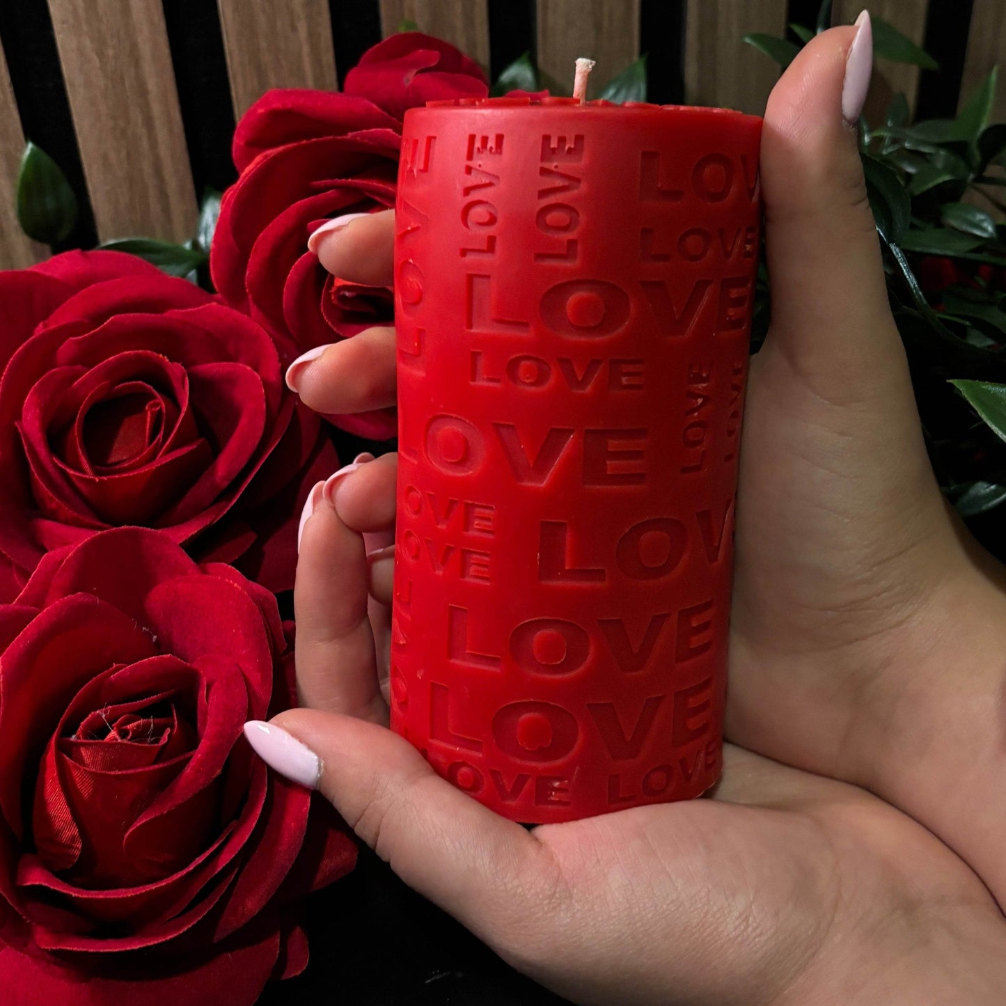 Love Goes Around – LOVE Engraved Candle - AuraLux