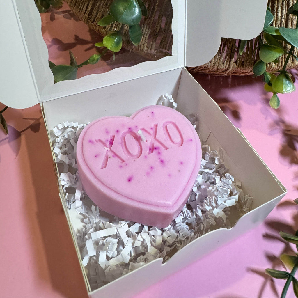 XOXO Candle – Handcrafted Heart with Engraved XOXO - AuraLux