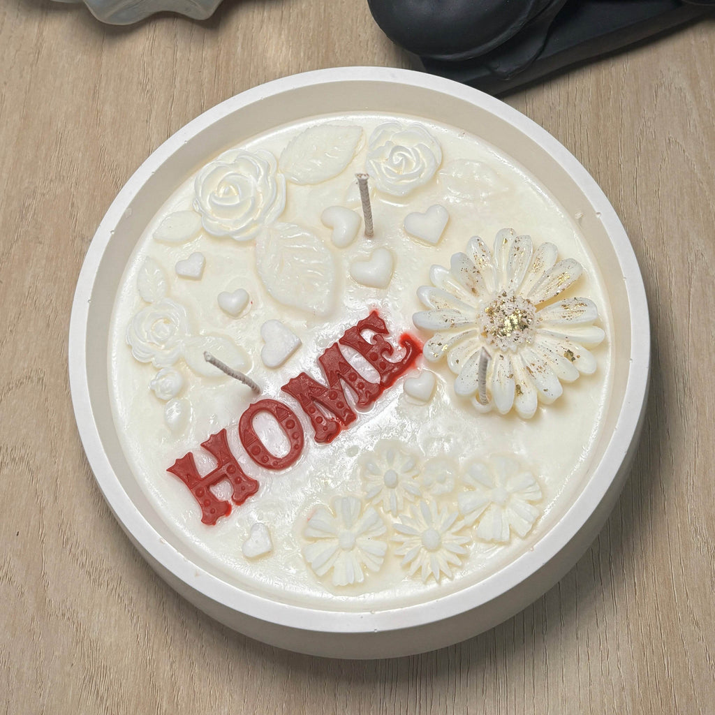 Haven Bloom Candle – A Floral Welcome Home - AuraLux