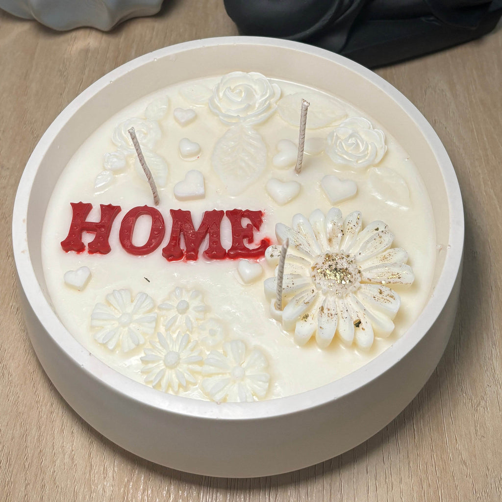 Haven Bloom Candle – A Floral Welcome Home - AuraLux