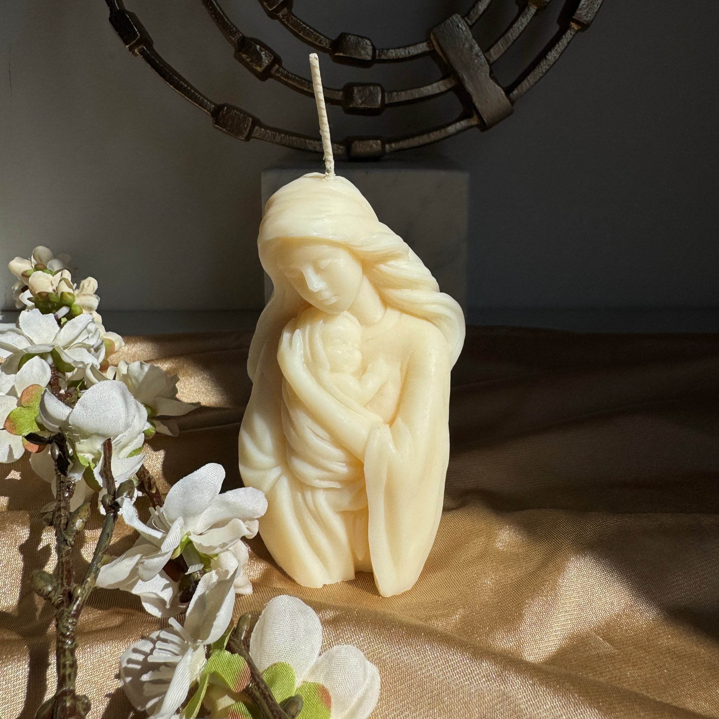 Mother Mary Candle – A Gentle Tribute to Love - AuraLux
