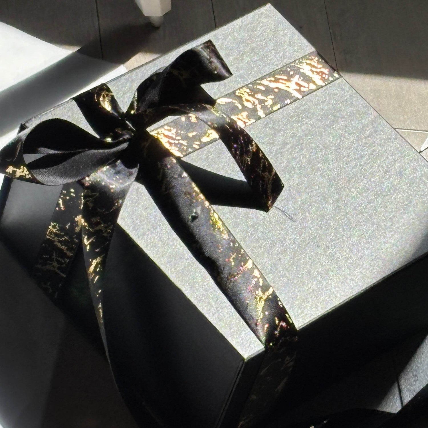 Mother Grace – A Candle of Pure Devotion LUX - AuraLux