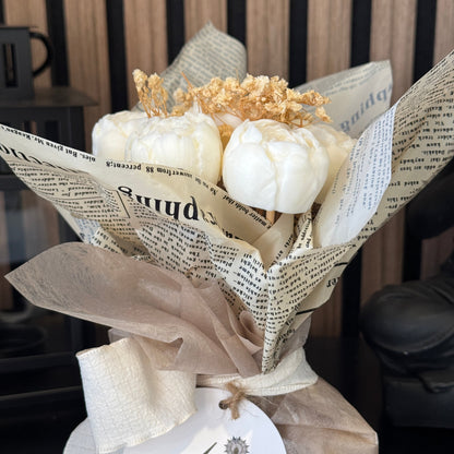 Off-White Petit Bouquet – Wrapped in Soft Whispers of Elegance
