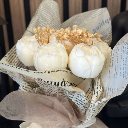 Off-White Petit Bouquet – Wrapped in Soft Whispers of Elegance