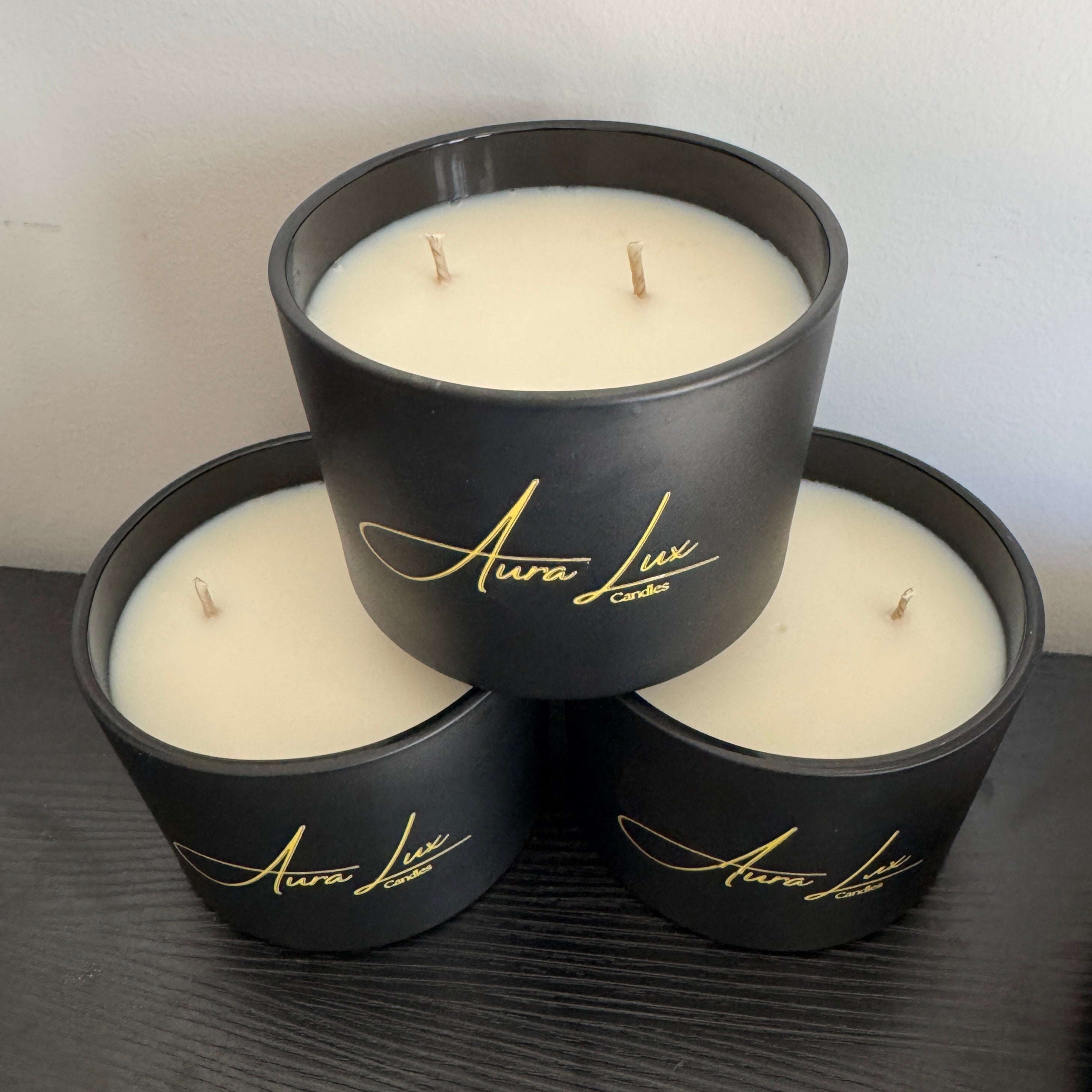AuraLux Classic Jar Candle – Pure Scent, Timeless Style