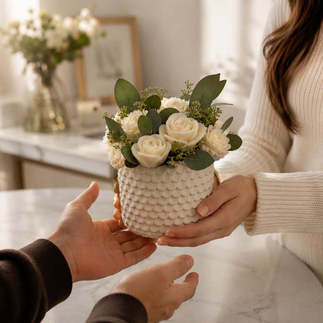 Textured Elegance White Floral Candle Bouquet 🤍