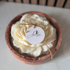 LUX Peony Candle – Where Elegance Blooms